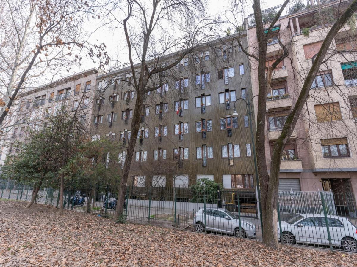 The Best Rent - Gorgeous One-Bedroom Apartment In Ticinese Милано Екстериор снимка