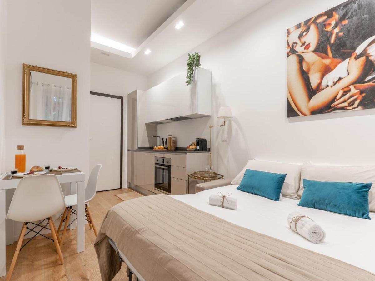 The Best Rent - Gorgeous One-Bedroom Apartment In Ticinese Милано Екстериор снимка